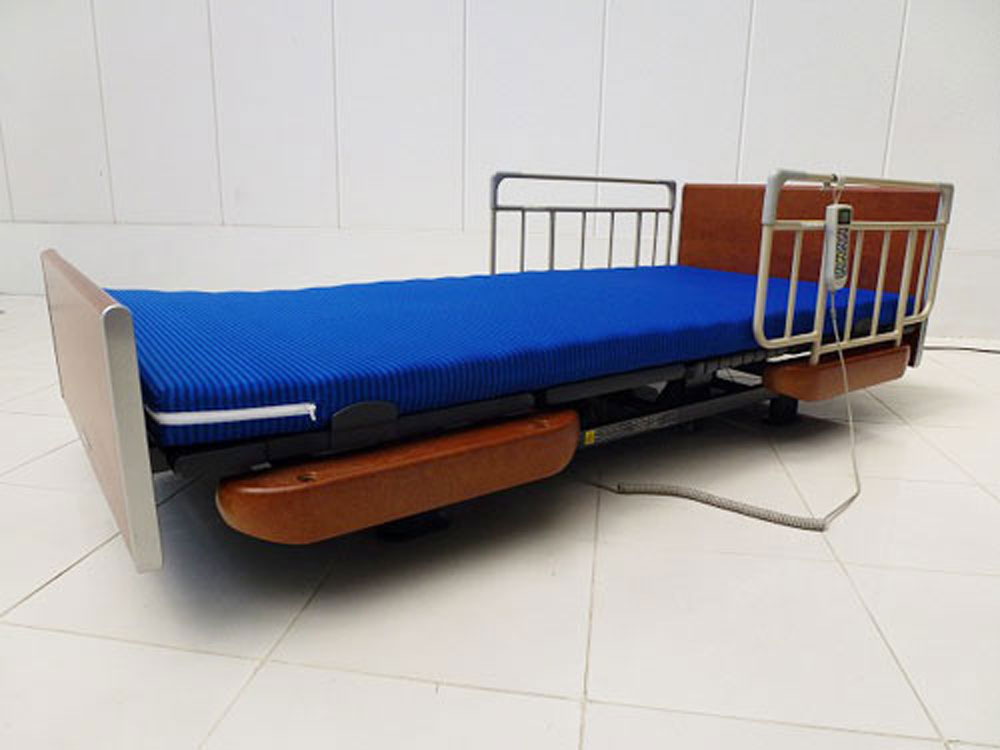 中古介護ベッド