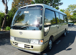 マイクロバス レンタル 