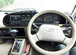 マイクロバス レンタル