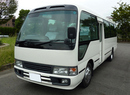 マイクロバス レンタル 