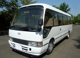 マイクロバス レンタル 