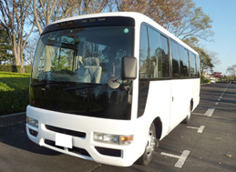 マイクロバス レンタル 