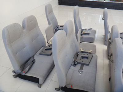 マイクロバス シート 架装 