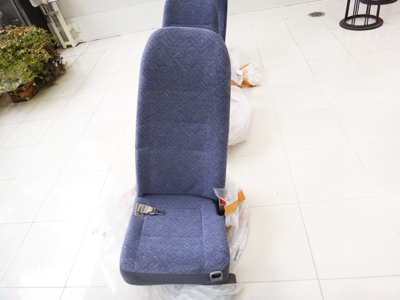 マイクロバス シート 架装 