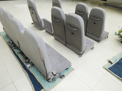 マイクロバス シート 架装 