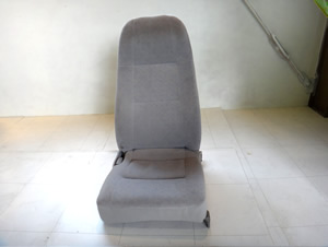 マイクロバス シート 架装 