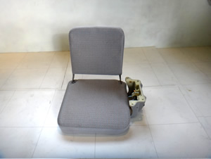 マイクロバス シート 架装 