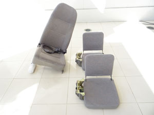 マイクロバス シート 架装 