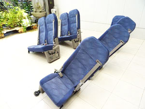 マイクロバス シート 架装 