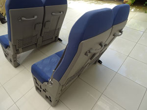 マイクロバス シート 架装 