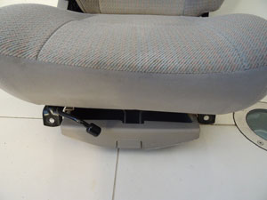 マイクロバス シート 架装 