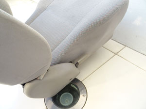 マイクロバス シート 架装 