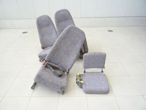 マイクロバス シート 架装 