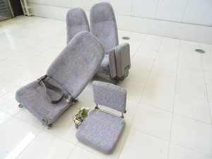 マイクロバス シート 架装 