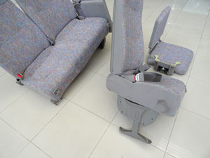 マイクロバス シート 架装 