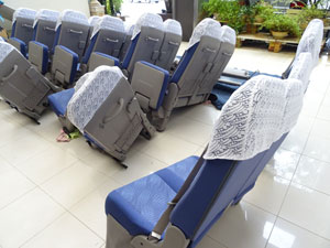 マイクロバス シート 架装 