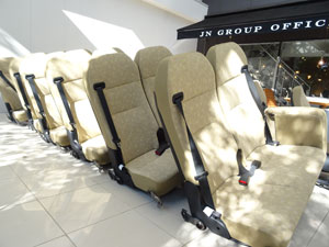 マイクロバス シート 架装 