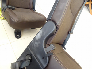 マイクロバス シート 架装 