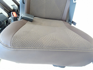 マイクロバス シート 架装 