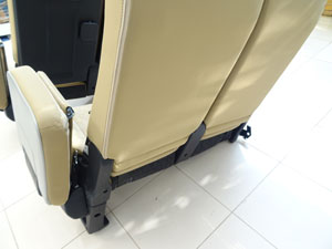 マイクロバス シート 架装 