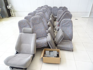 マイクロバス シート 架装 