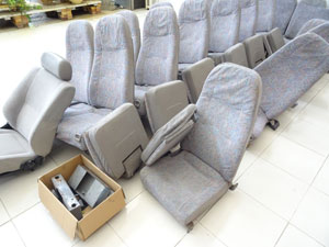 マイクロバス シート 架装 