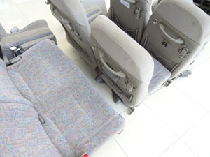 マイクロバス シート 架装 