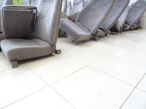 マイクロバス シート 架装 