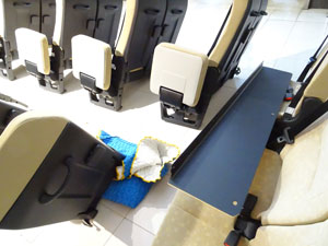 マイクロバス シート 架装 