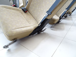マイクロバス シート 架装 