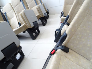 マイクロバス シート 架装 