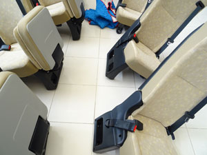 マイクロバス シート 架装 