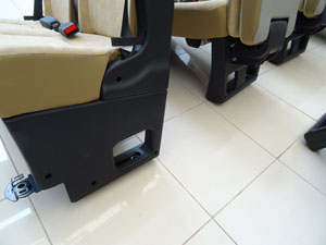 マイクロバス シート 架装 