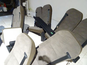 マイクロバス シート 架装 