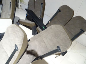 マイクロバス シート 架装 