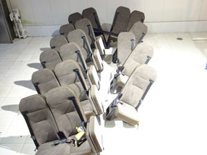 マイクロバス シート 架装 