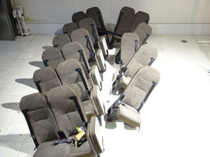 マイクロバス シート 架装 