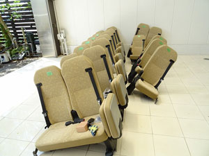 マイクロバス シート 架装 