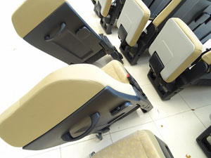 マイクロバス シート 架装 