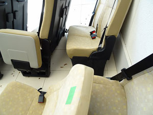 マイクロバス シート 架装 