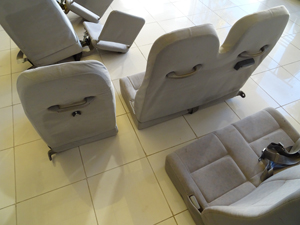 マイクロバス シート 架装 