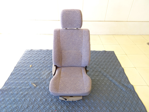 マイクロバス シート 架装 