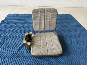 マイクロバス シート 架装 