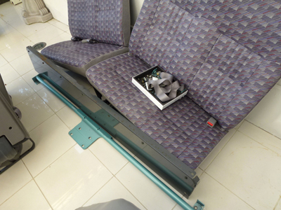 マイクロバス シート 架装 