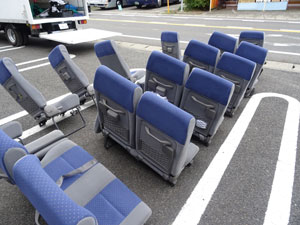 マイクロバス シート 架装 