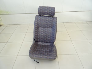 マイクロバス シート 架装 
