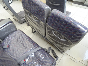 マイクロバス シート 架装 