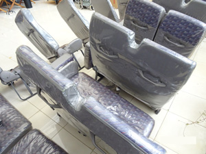 マイクロバス シート 架装 