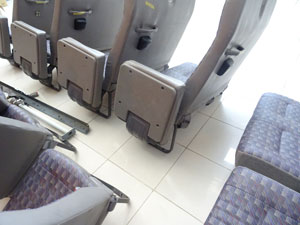 マイクロバス シート 架装 