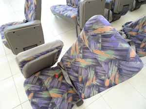 マイクロバス シート 架装 